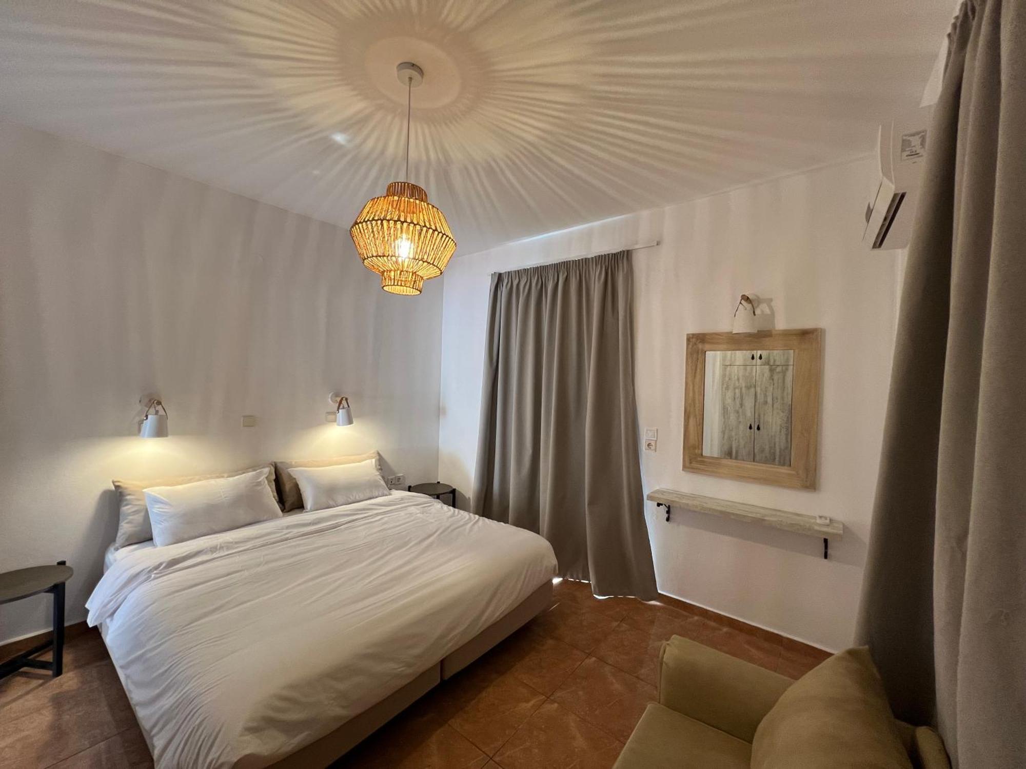 Nikos Studios Livadia  Екстер'єр фото