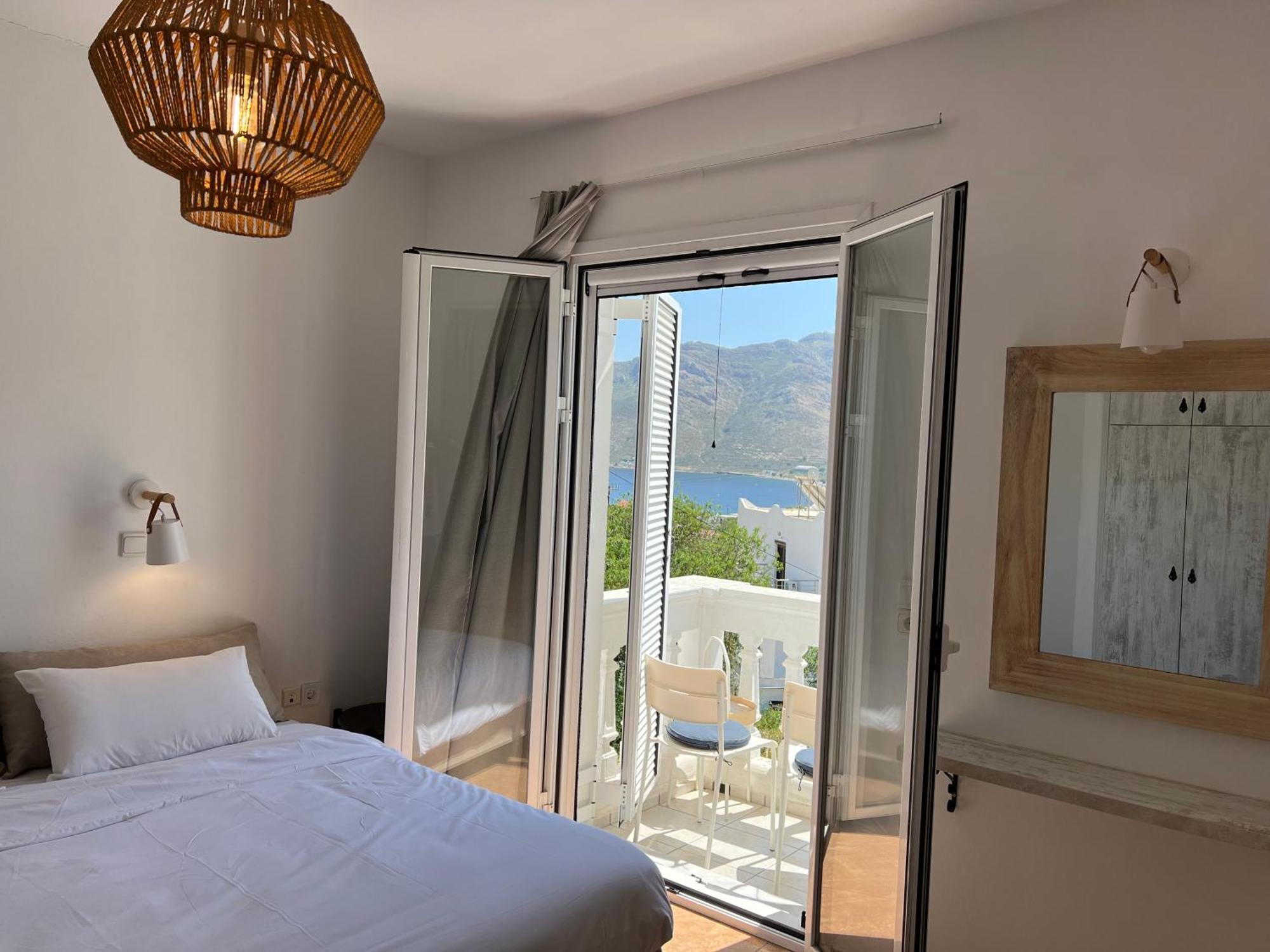 Nikos Studios Livadia  Екстер'єр фото