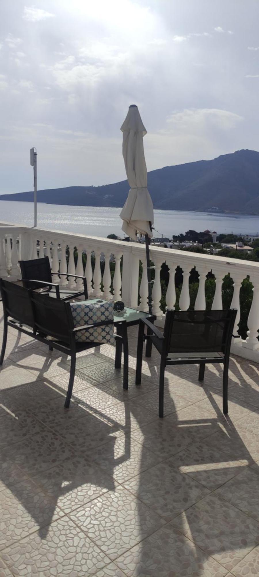 Nikos Studios Livadia  Номер фото